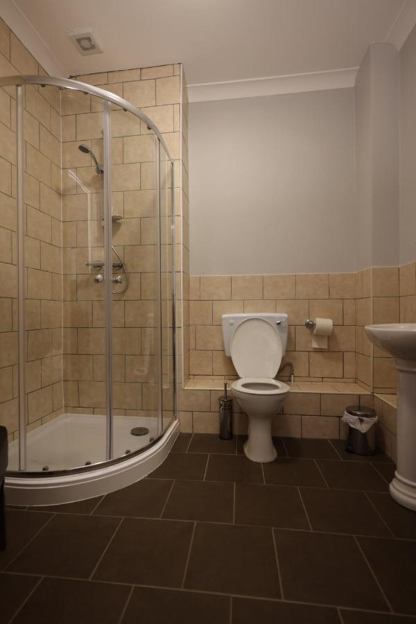 Michelangelos - Rooms, Restaurant & Bar Gateshead Bagian luar foto
