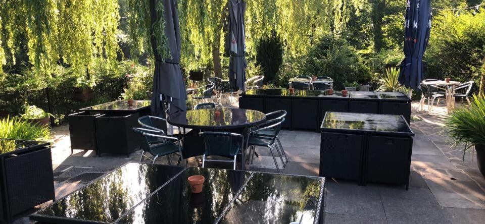 Michelangelos - Rooms, Restaurant & Bar Gateshead Bagian luar foto