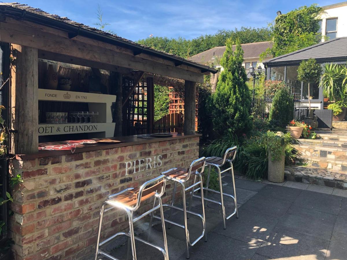 Michelangelos - Rooms, Restaurant & Bar Gateshead Bagian luar foto